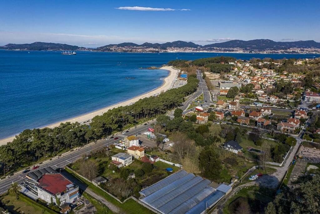 Apartamentos En Playa De Samil Primera Linea De Playa Pe Na Areia Vigo Exterior photo
